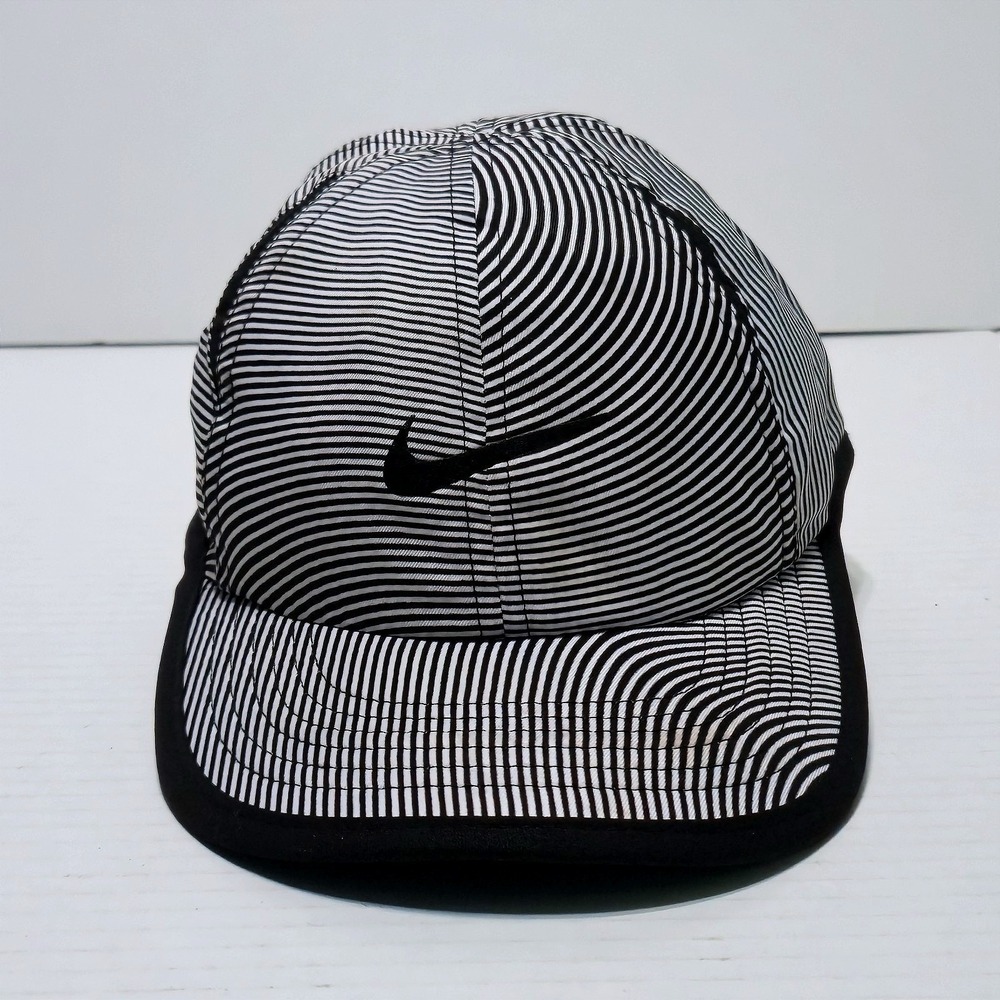 Nike Kids Featherlight Dri-Fit Baseball Cap‎ Hat 4-7 Black White Stripe Swoosh
